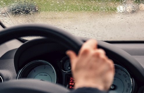 Cómo actuar ante una riada según la DGT